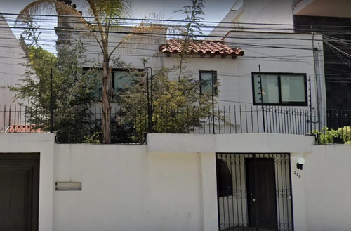 Am-hermosa Y Amplia Casa En Remate Bancario Muy Bien Ubicada En Polanco