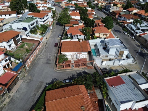 Casa Quinta En Venta En Santa Elena Barquisimeto 24-10415 Dh