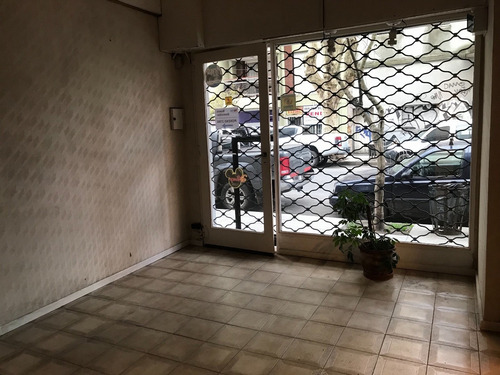Imagen 11 de 15 de Moreno Y Mitre - 2 Locales Unidos - Alquiler - Continua A La Venta