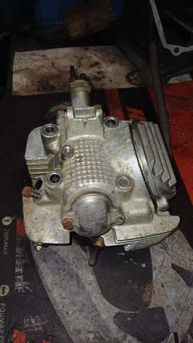 Tapa De Cilindro Bajaj 125 Cadenero