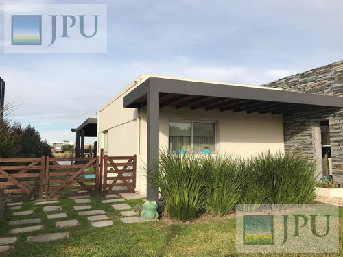 Imagen 2 de 30 de Casa En Venta En El Canton