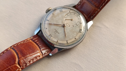 Reloj Omega Jumbo 2272-4 - Tropical, 1945 - Máquina Plateada Naranja Oscuro Plateado Dorado (Usado)