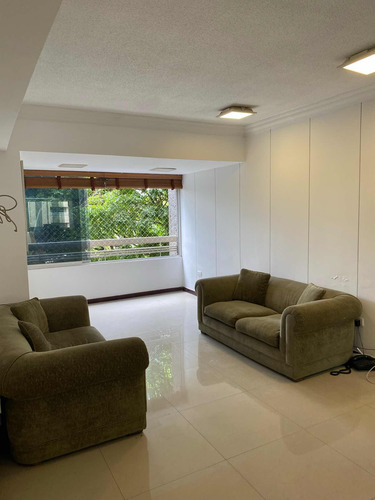 Apartamento 3 Habitaciones 2 Baños 1 Puesto