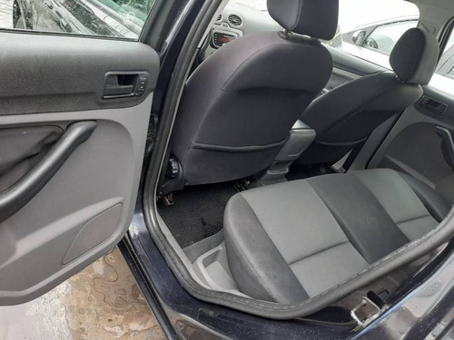 Ford Focus Sedan 2.0 16v