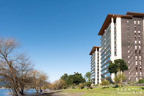 Departamento En Primer Piso 2d-2b En Parque Pinares De Pucón