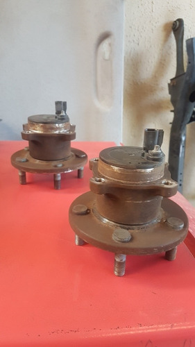 Muñon Trasero Mazda 3 1.6 2009 (Usado)