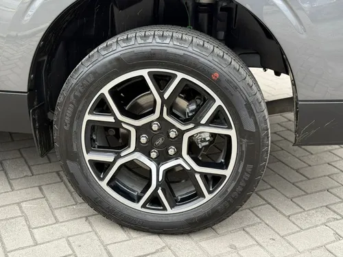 Ford Maverick Lariat 2.5 Hibrida 2025