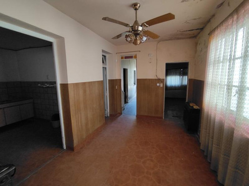 Imagen 5 de 8 de Casa Lote Venta - Haedo