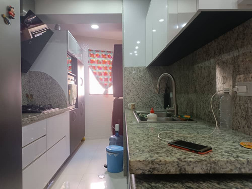 Imagen 7 de 21 de Belkliag/ Vende Amplio Apartamento Equipado De Lujo En Prebo Valencia(wll)