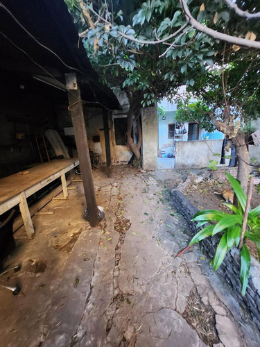 Casa En Flores Sur