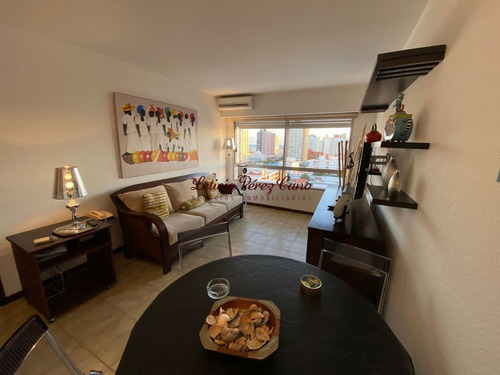 Imagen 2 de 16 de Venta Apartamento 1 Dormitorio En Peninsula, Punta Del Este