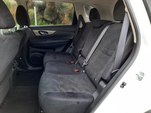 Imagen 12 de 15 de Nissan X-trail Sense Aut 2017