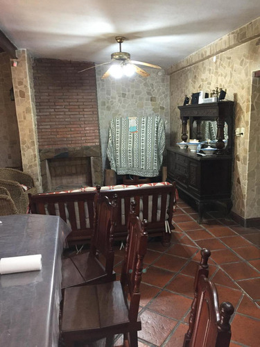 Venta Casa 2 Dormitorios Amplio Jardin Andino Santa Fe