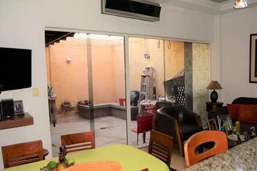 Imagen 2 de 16 de Marisol Castro Vende Townhouse En Mañongo | Naguanagua | Carabobo | Ubicado Cerca De Kromi Y El C.c. Sambil | Atth-224