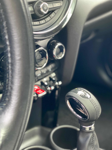 Imagen 14 de 15 de Mini Cooper 2018 1.5 Pepper 5 Puertas At