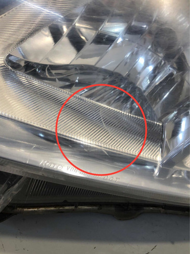 Faro Izquierdo Toyota Prius 2010 2011 2012 2013 . (Usado)