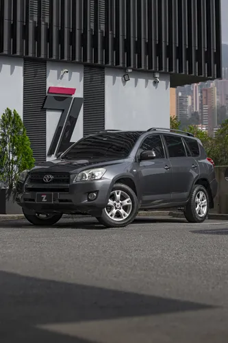 Toyota RAV4 2.4