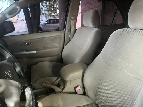 Toyota Fortuner 2.7l 4x2
