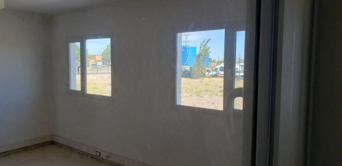 Imagen 26 de 30 de Alquilo Galpon 500 M2 - Predio 11.000 M2 Y Ofi 60 M2 -