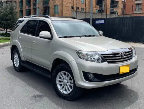 Toyota Fortuner 2.7l 4x2