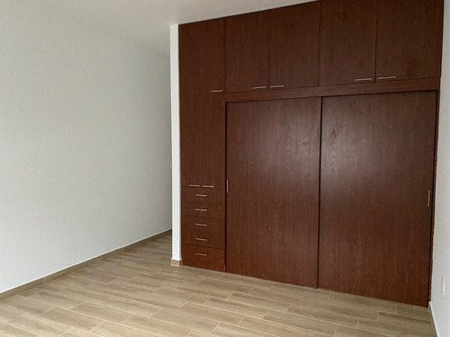 Imagen 9 de 14 de Casa En Renta Solares Coto Soare 2