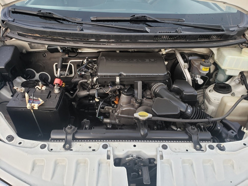 Toyota Avanza 1.5 Premium 99hp At 2013