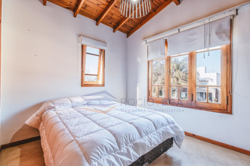 Imagen 18 de 30 de Impecable Casa En Venta En Campos De Álvarez Country Club - Moreno -