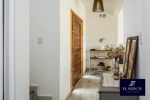 Venta Casa 4 Dormitorios Salta, Vía Aurelia