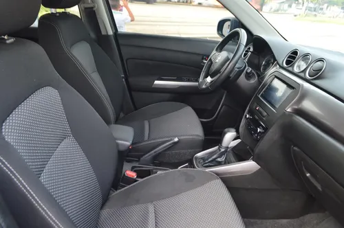 Suzuki Vitara 2wd At