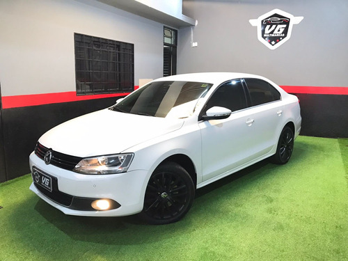 Volkswagen Jetta Branco 2013