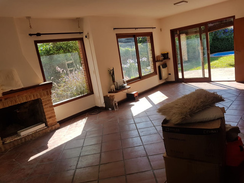 Venta Casa Moderna Bella Vista-apto Credito