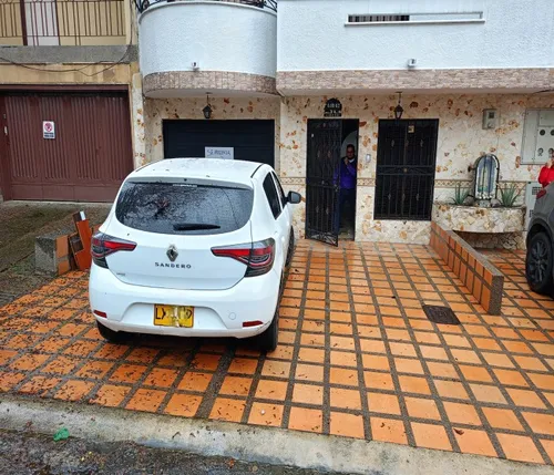 Se Alquila Casa Primer Piso En Simon Bolivar Medellin Ml