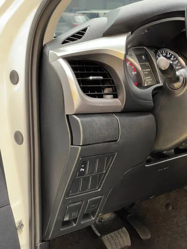 Toyota Hilux SRV 2.4 AUTOMATICA 4X4 Diesel