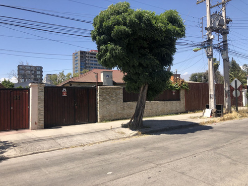 Vende 2 Casas Total 6 Dorm, 3 Baños, 2 Cuadras Metro El Bosq