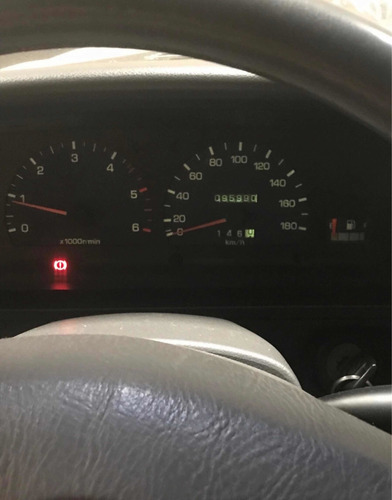 Imagen 4 de 6 de Toyota Hilux 3.0 D/cab 4x4 Srv 2002
