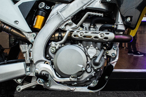 Imagen 14 de 25 de Suzuki Rm-z 450 - No Honda Crf 450, No Yamaha Wr 450!