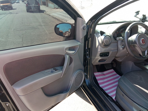 Fiat Palio 1.6 16v Essence Flex Dualogic 5p
