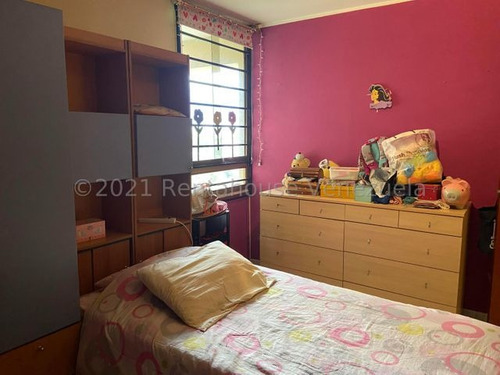 Imagen 11 de 13 de Apto En Venta 22-21254 Daisbelis Tarazona 0424-2925931
