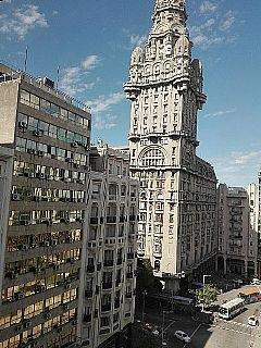 Imagen 2 de 13 de Plaza Independencia