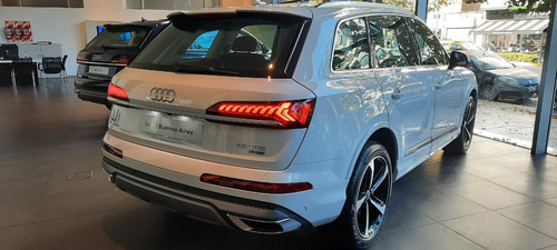 Imagen 6 de 19 de Audi Q7 0km 2021 55 Tfsi 340cv Quattro Audibsas