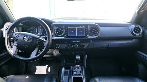 Toyota Tacoma TRD SPORT 4X2