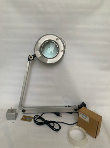 Lampara Lupa Fluorescente 3x 110v Marca Vertex