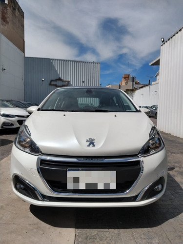 Peugeot 208 Feline Manual Usado 2018