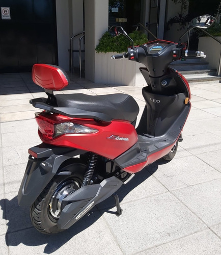 Imagen 8 de 19 de Moto Leo 2000w Gel Urbana Sunra Okm V