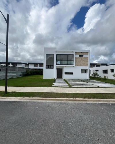 Villa En Venta Vista Cana