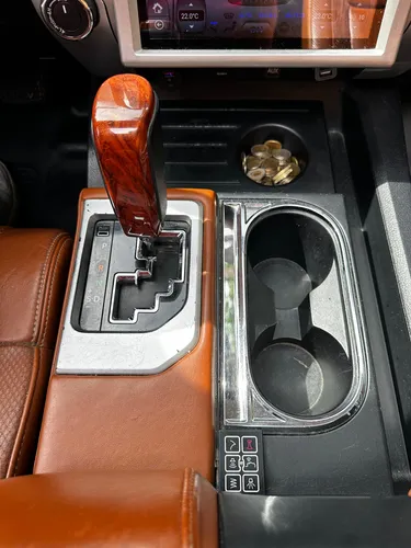 Toyota Tundra 5.7 Crewmax Platinum