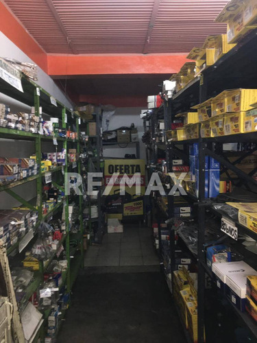 Imagen 9 de 14 de Local En Venta Avenida Sequicentenaria