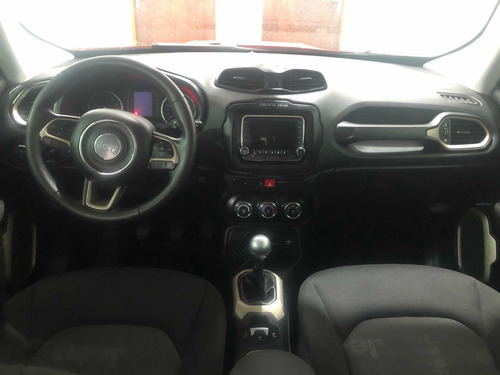 Imagem 6 de 7 de Jeep Renegade 2017 1.8 Sport Flex 5p
