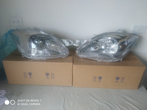 Faro Toyota Yaris Belta Izquierdo Y Derecho 2006-2010