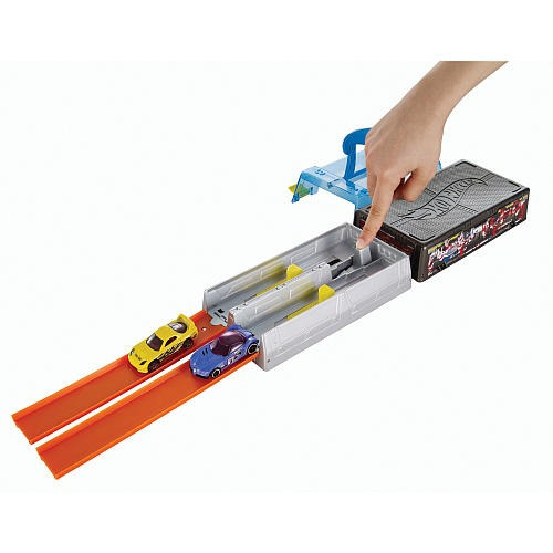 Hot Wheels Race Track Case Set